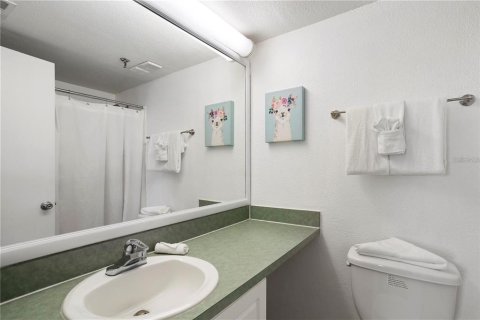 Condo in Orlando, Florida, 2 bedrooms  № 1908079 - photo 17