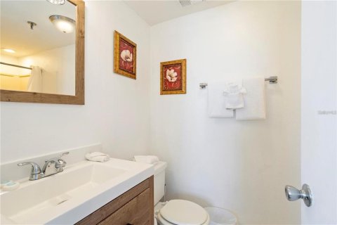 Condo in Orlando, Florida, 2 bedrooms  № 1908079 - photo 15