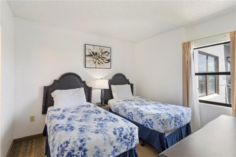 Condo in Orlando, Florida, 2 bedrooms  № 1908079 - photo 16