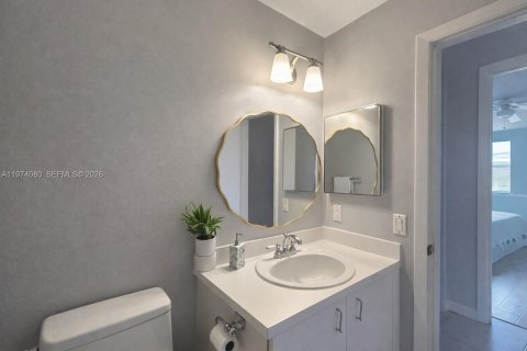 Touwnhouse à Miami, Floride 3 chambres, 152.17 m2 № 2033706