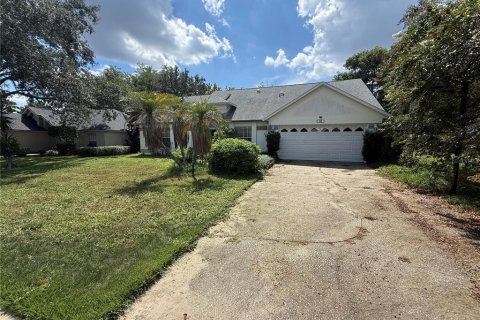 House in Apopka, Florida 3 bedrooms, 185.25 sq.m. № 2321185