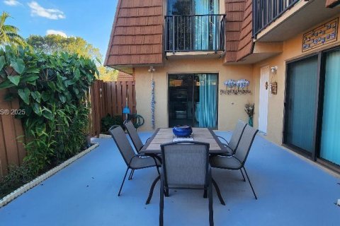 Touwnhouse à louer à Cooper City, Floride: 2 chambres, 117.43 m2 № 1927958 - photo 9