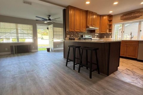 Villa ou maison à louer à Zephyrhills, Floride: 3 chambres, 122.63 m2 № 2439265 - photo 5