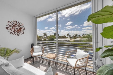 Copropriété à vendre à Lauderdale-by-the-Sea, Floride: 2 chambres, 85.47 m2 № 2087457 - photo 11