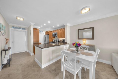 Copropriété à vendre à Lauderdale-by-the-Sea, Floride: 2 chambres, 85.47 m2 № 2087457 - photo 5