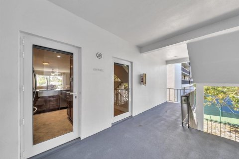Copropriété à vendre à Lauderdale-by-the-Sea, Floride: 2 chambres, 85.47 m2 № 2087457 - photo 24