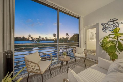 Copropriété à vendre à Lauderdale-by-the-Sea, Floride: 2 chambres, 85.47 m2 № 2087457 - photo 3