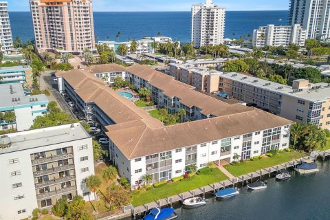Copropriété à vendre à Lauderdale-by-the-Sea, Floride: 2 chambres, 85.47 m2 № 2087457 - photo 29