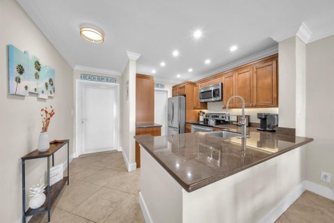 Copropriété à vendre à Lauderdale-by-the-Sea, Floride: 2 chambres, 85.47 m2 № 2087457 - photo 13