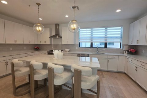 Снять в аренду таунхаус в Тампа, Флорида 7 комнат, 279.08м2, № 2099352 - фото 14
