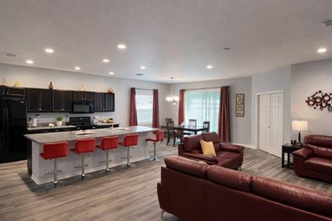 House in Lake Alfred, Florida 4 bedrooms, 187.66 sq.m. № 2109243 - photo 5