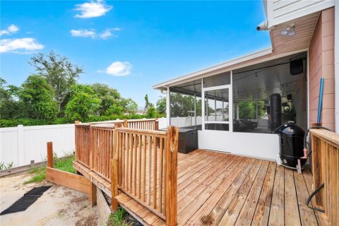 House in Kissimmee, Florida 4 bedrooms, 259.85 sq.m. № 2109750 - photo 23