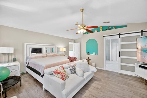 House in Kissimmee, Florida 4 bedrooms, 259.85 sq.m. № 2109750 - photo 12