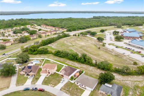 House in Kissimmee, Florida 4 bedrooms, 259.85 sq.m. № 2109750 - photo 26