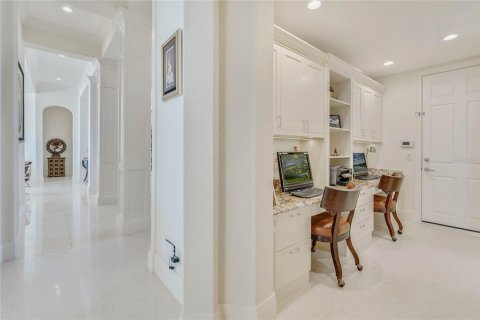 Купить виллу или дом в Орландо, Флорида 9 комнат, 630.81м2, № 2206193 - фото 16