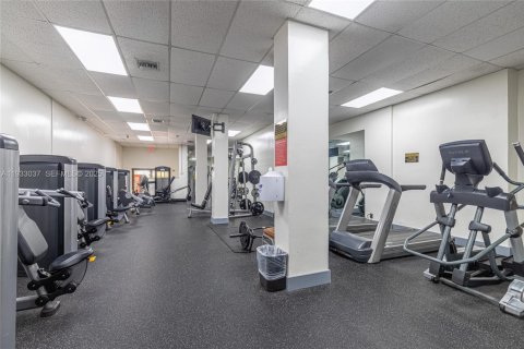 Condominio en alquiler en Hollywood, Florida, 1 dormitorio, 83.61 m2 № 1991815 - foto 6