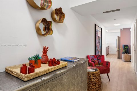 Copropriété à vendre à Miami, Floride: 2 chambres, 122.91 m2 № 2281666 - photo 11