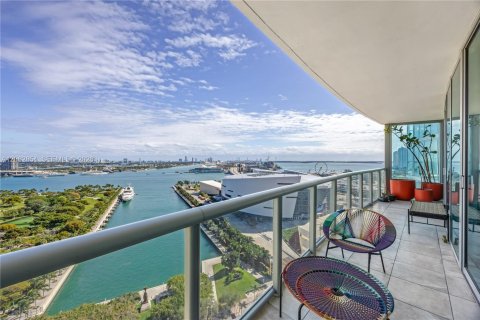 Condo à Miami, Floride, 2 chambres № 2281666