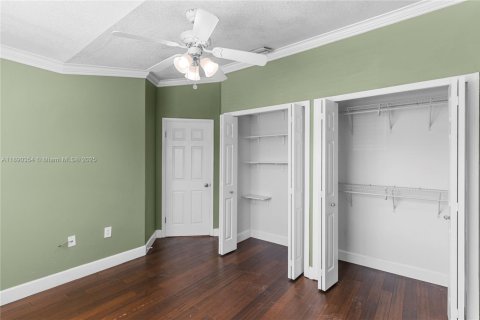 Touwnhouse à louer à Miami, Floride: 3 chambres, 167.87 m2 № 1943277 - photo 23