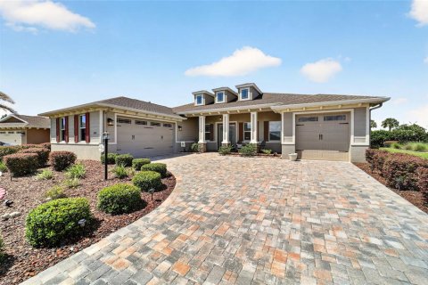 Villa ou maison à Ocala, Floride 3 chambres, 268.39 m2 № 2399570