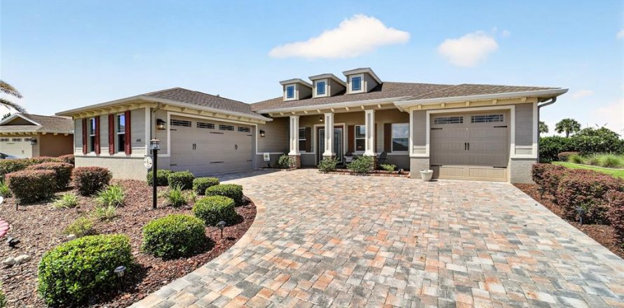 Villa ou maison à Ocala, Floride 3 chambres, 268.39 m2 № 2399570