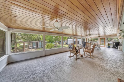 Villa ou maison à vendre à St. Lucie, Floride: 3 chambres, 189.71 m2 № 2077552 - photo 24