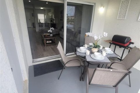 Townhouse in Bradenton, Florida 2 bedrooms, 107.02 sq.m. № 1391146 - photo 25
