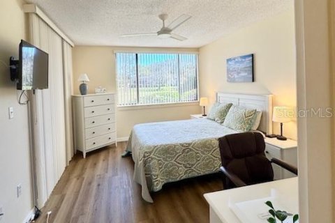 Condo in Sarasota, Florida, 2 bedrooms № 2145414 - photo 28