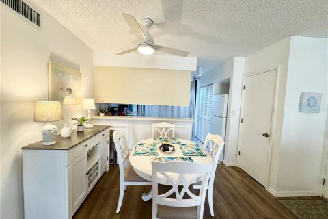 Condo in Sarasota, Florida, 2 bedrooms № 2145414 - photo 21