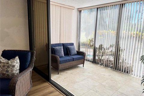 Condo in Sarasota, Florida, 2 bedrooms № 2145414 - photo 13