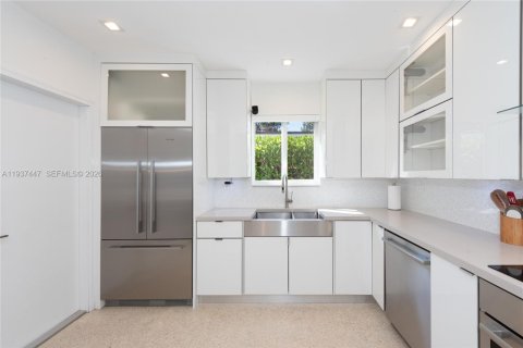 Casa en venta en Coral Gables, Florida, 3 dormitorios, 154.22 m2 № 1995250 - foto 7