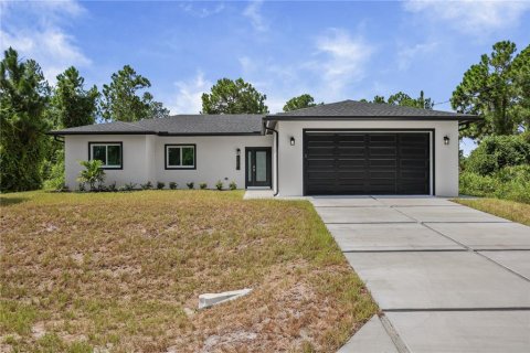 House in Lehigh Acres, Florida 4 bedrooms, 151.62 sq.m. № 2238381