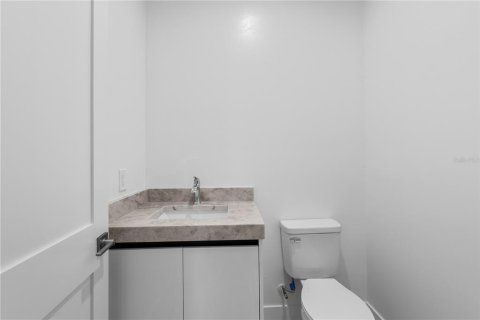 House in Lehigh Acres, Florida 4 bedrooms, 151.62 sq.m. № 2238381 - photo 15