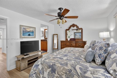 Touwnhouse à vendre à Pembroke Pines, Floride: 3 chambres, 155.33 m2 № 2070785 - photo 25