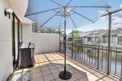 Touwnhouse à vendre à Pembroke Pines, Floride: 3 chambres, 155.33 m2 № 2070785 - photo 22