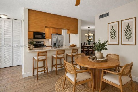Touwnhouse à vendre à Pembroke Pines, Floride: 3 chambres, 155.33 m2 № 2070785 - photo 15