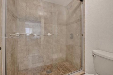 Touwnhouse à vendre à Pembroke Pines, Floride: 3 chambres, 155.33 m2 № 2070785 - photo 27