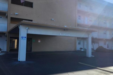 Condo in Boynton Beach, Florida, 1 bedroom № 2242231 - photo 30