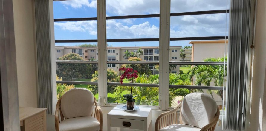 Condo in Boynton Beach, Florida, 1 bedroom № 2242231