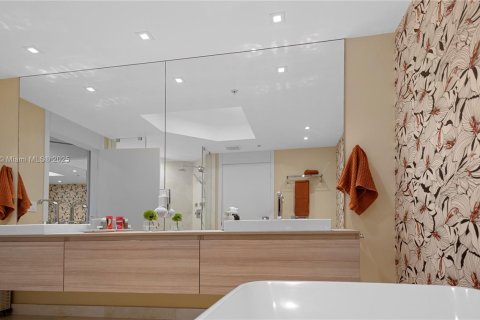 Copropriété à vendre à North Miami Beach, Floride: 2 chambres, 182.27 m2 № 1842404 - photo 20