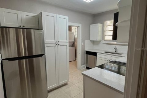Apartment in Tampa, Florida 2 bedrooms, 91.23 sq.m. № 1800056 - photo 8