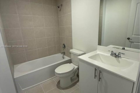 Touwnhouse à louer à Homestead, Floride: 3 chambres № 2017986 - photo 14