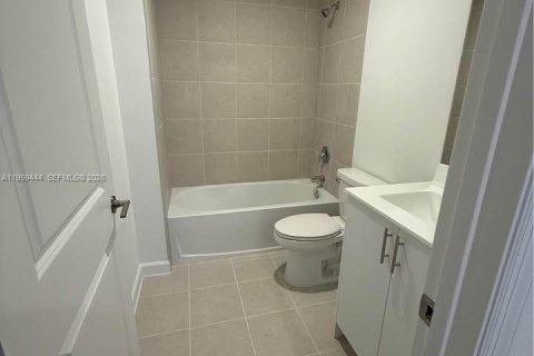 Touwnhouse à louer à Homestead, Floride: 3 chambres № 2017986 - photo 13