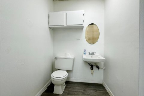 Propiedad comercial en alquiler en Orlando, Florida, 500.37 m2 № 1908032 - foto 6