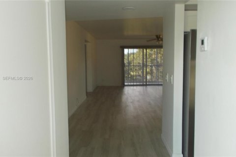 Condo à Pembroke Pines, Floride, 2 chambres  № 2001329