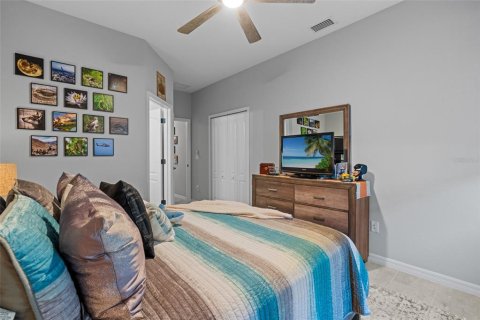 House in Estero, Florida 3 bedrooms, 227.15 sq.m. № 1841951 - photo 20