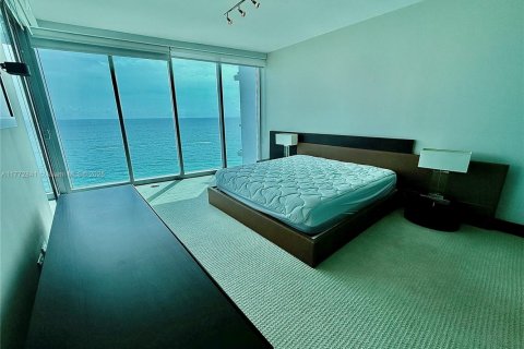 Condominio en venta en Sunny Isles Beach, Florida, 4 dormitorios, 222.41 m2 № 1737796 - foto 9