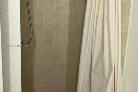 Condominio en venta en Miami, Florida, 2 dormitorios, 72.65 m2 № 2017767 - foto 8