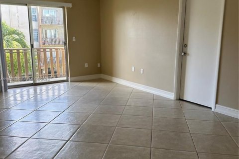 Condominio en venta en Miami, Florida, 2 dormitorios, 72.65 m2 № 2017767 - foto 3