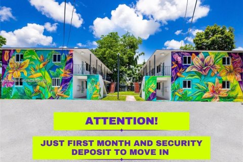 House in Miami, Florida 1 bedroom, 55.74 sq.m. № 2067664